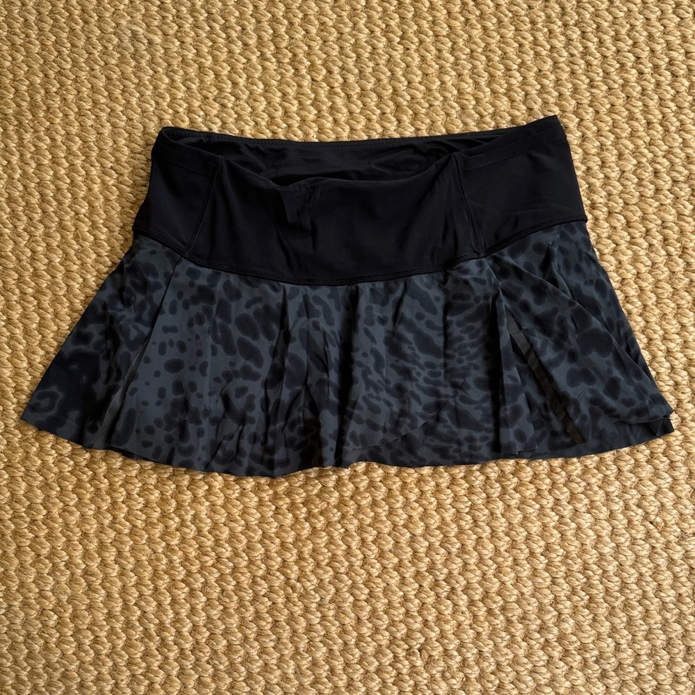 lululemon athletica Black Patterned Mini Skirt